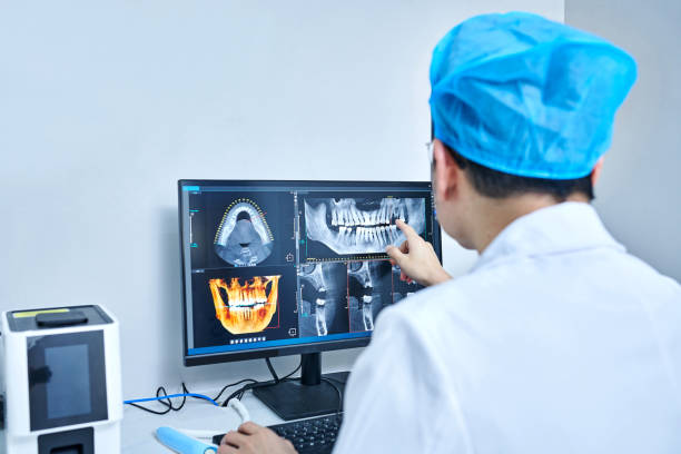 Best Emergency Treatment for Dental Infections or Abscesses in Laguna Park, TX