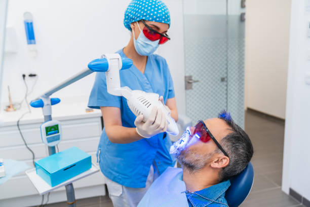 Best Weekend Emergency Dentist in Laguna Park, TX